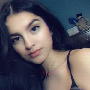 Meet your Posher, Sarait